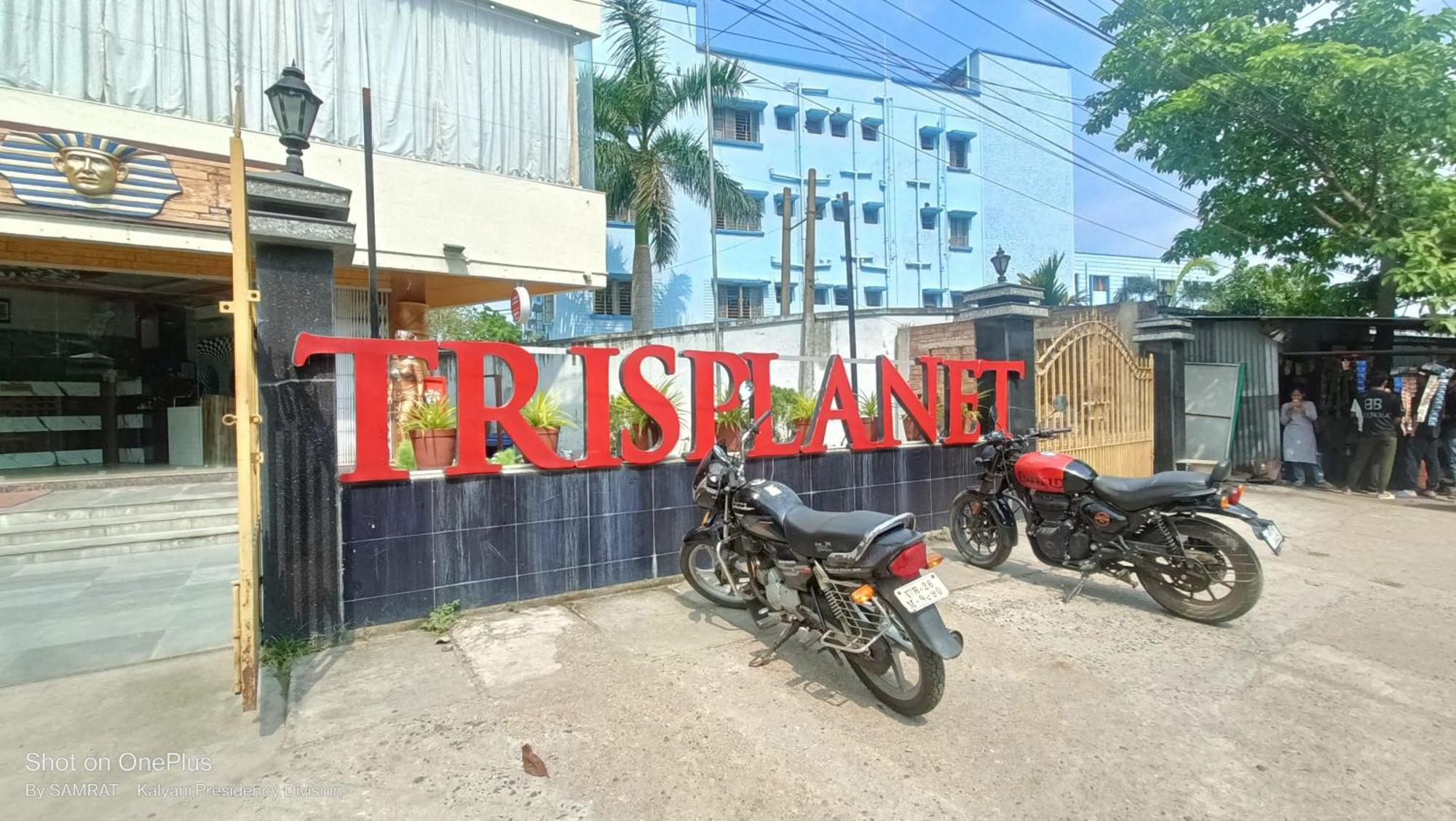 Hotel Trisplanet Kalyani Exterior foto
